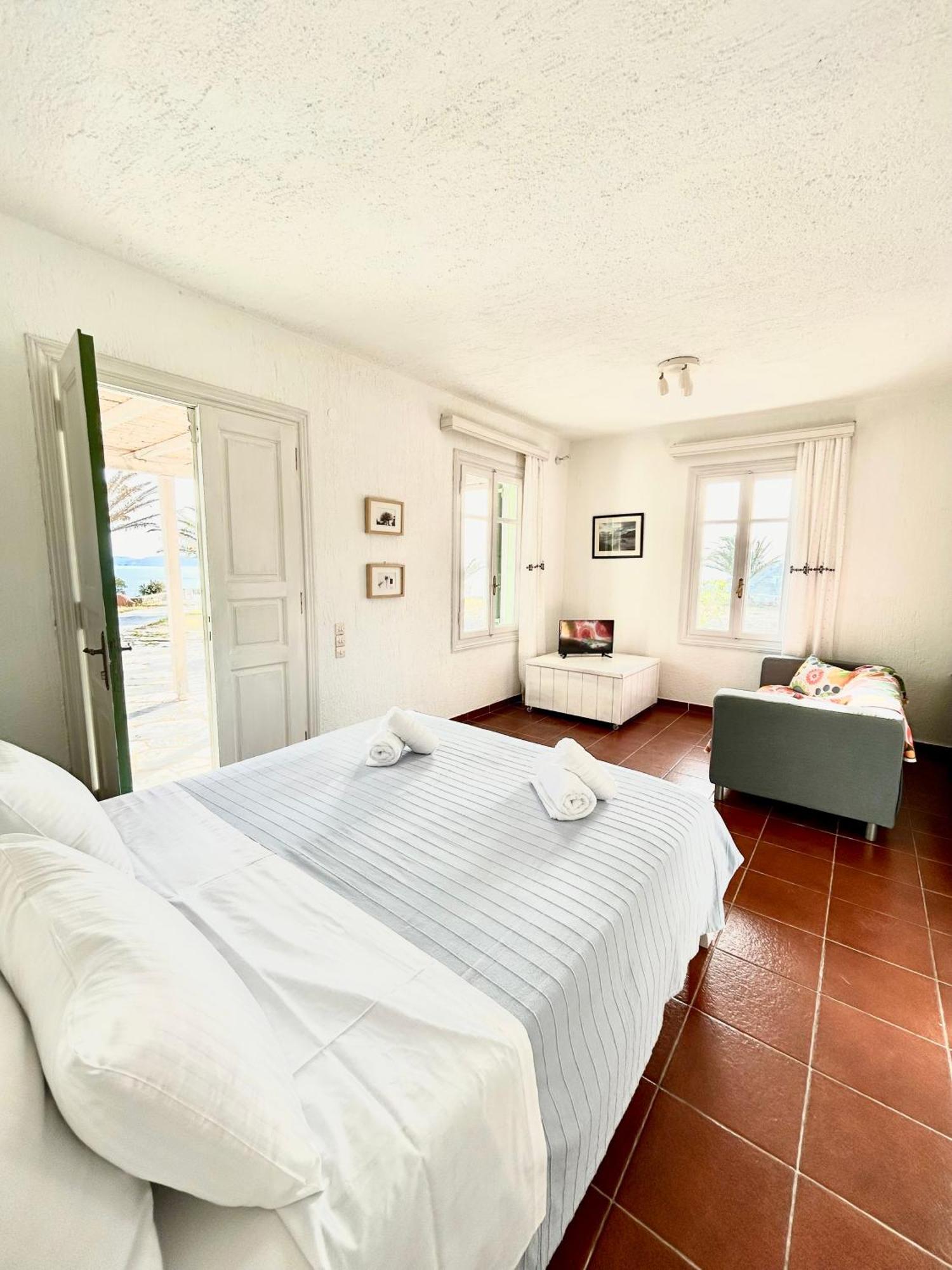 Fos Apartments Mykonos Agios Ioannis Diakoftis Екстер'єр фото